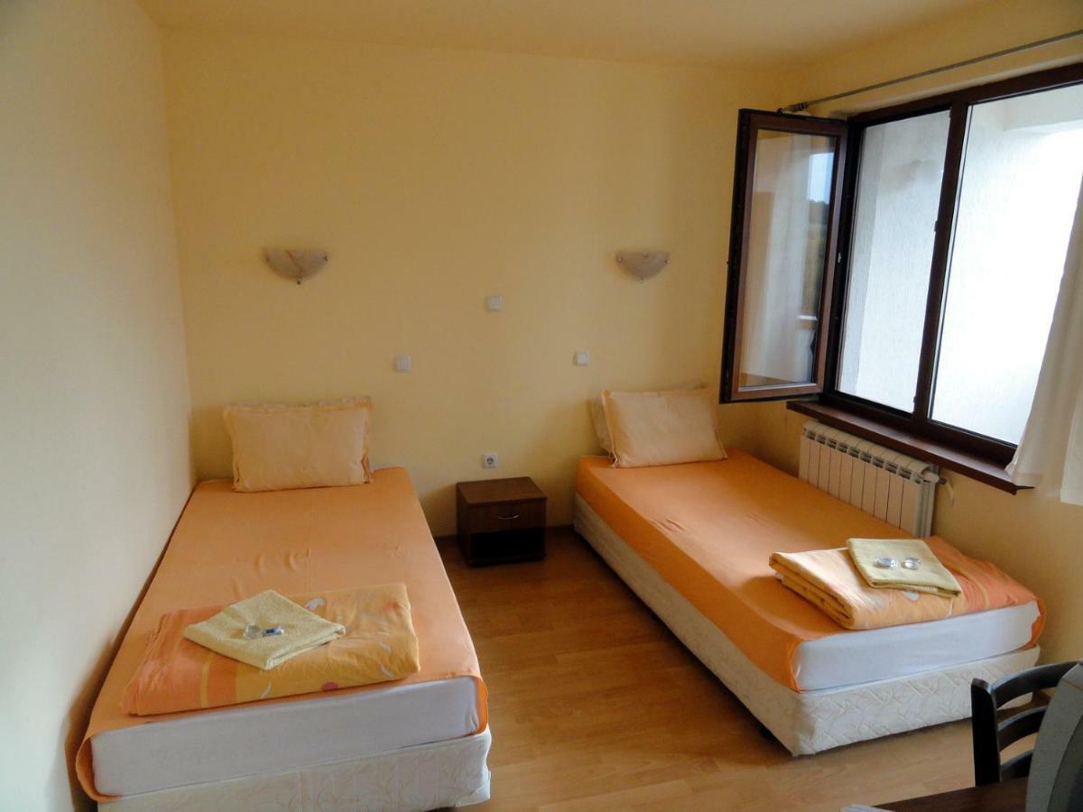 Hotel Aleksievata Kashta Gurgulyat Zewnętrze zdjęcie