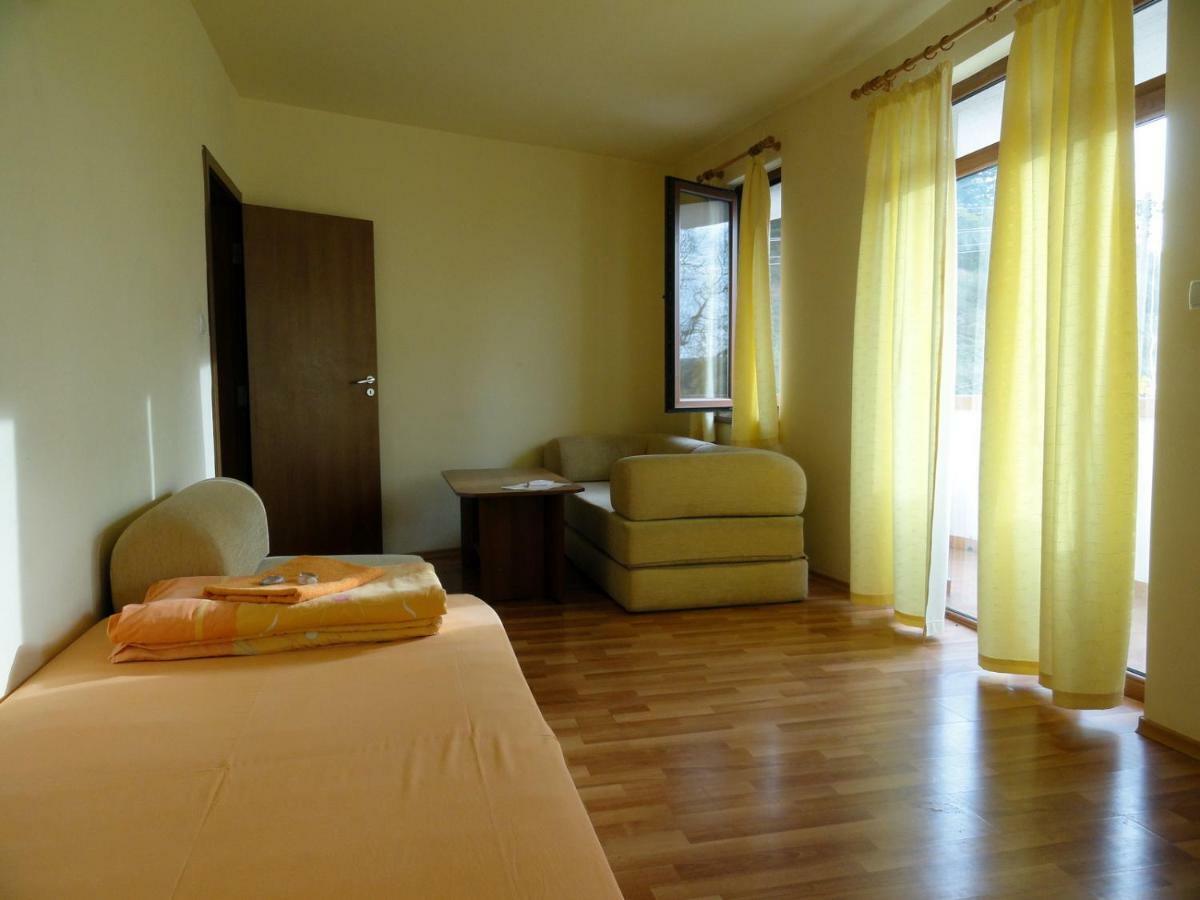 Hotel Aleksievata Kashta Gurgulyat Zewnętrze zdjęcie