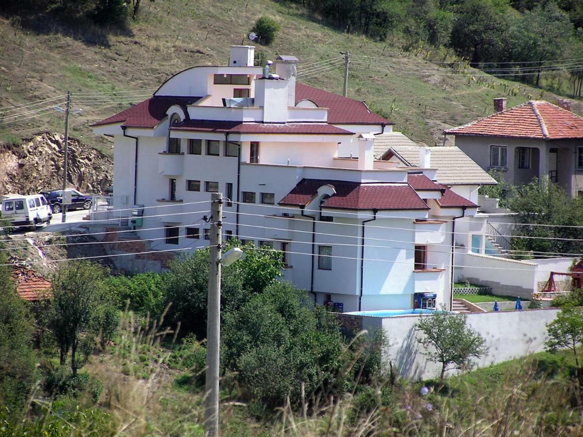 Hotel Aleksievata Kashta Gurgulyat Zewnętrze zdjęcie