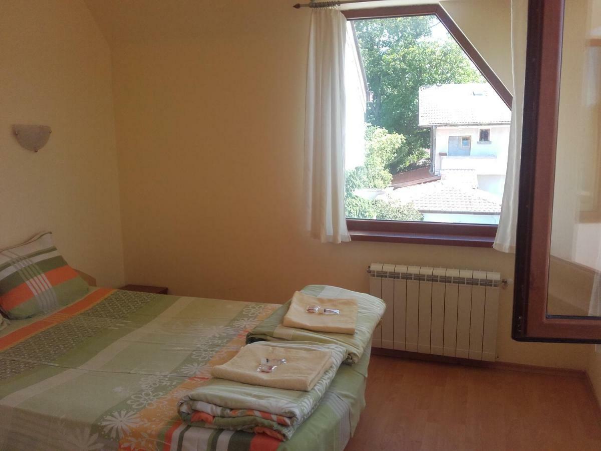 Hotel Aleksievata Kashta Gurgulyat Zewnętrze zdjęcie